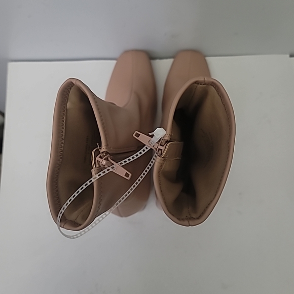 Steve Madden Harli Block Heel Booties - Picture 6 of 7